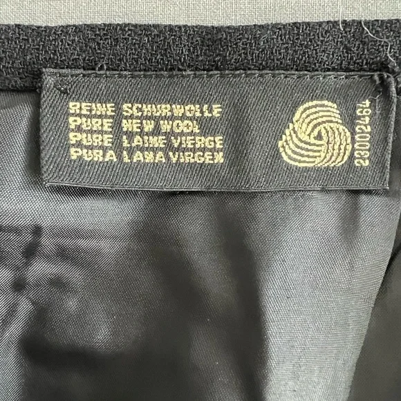 Escada Black 100% Wool Crepe Pencil Skirt with Ruffled Hem Size 38 (6) Like New - Picture 3 of 5